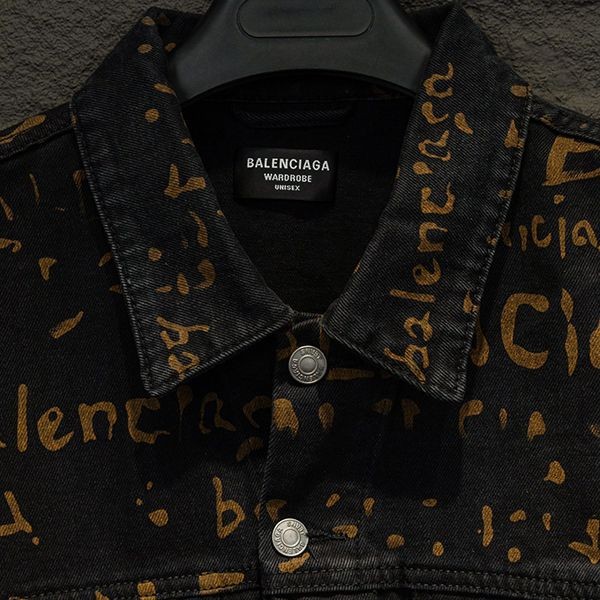 超希少！24FW バレンシアガ All-Overロゴ 偽物 デニムジャケット bax05565